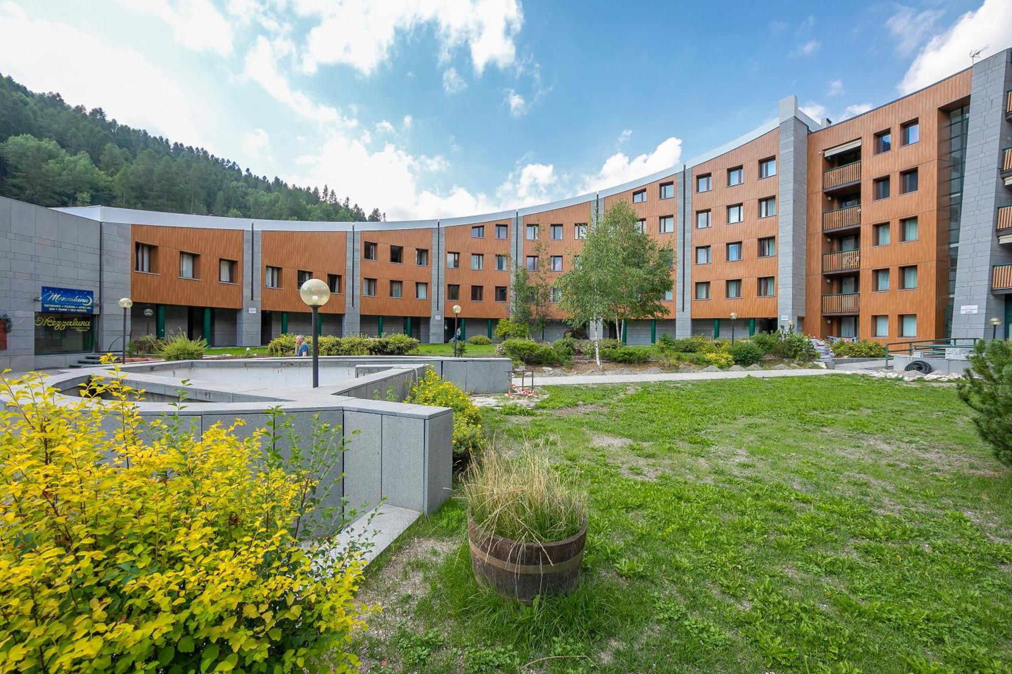 La Marmotta Campo Smith On The Ski Slopes - Happy Rentals 巴多尼奇亚 外观 照片